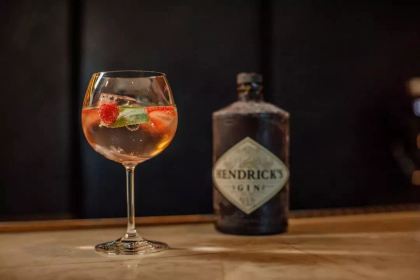 Travellers Kitchen & Bar