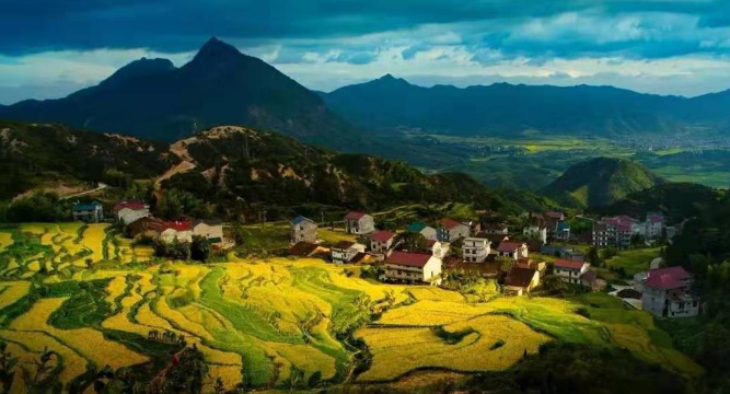 Shiqiao Village