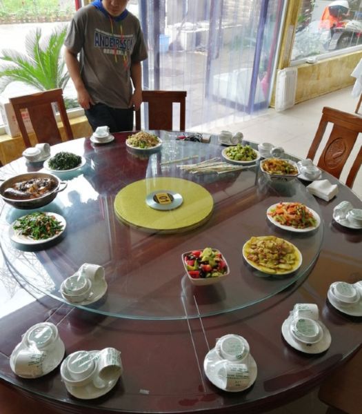 易县老渔翁农家院