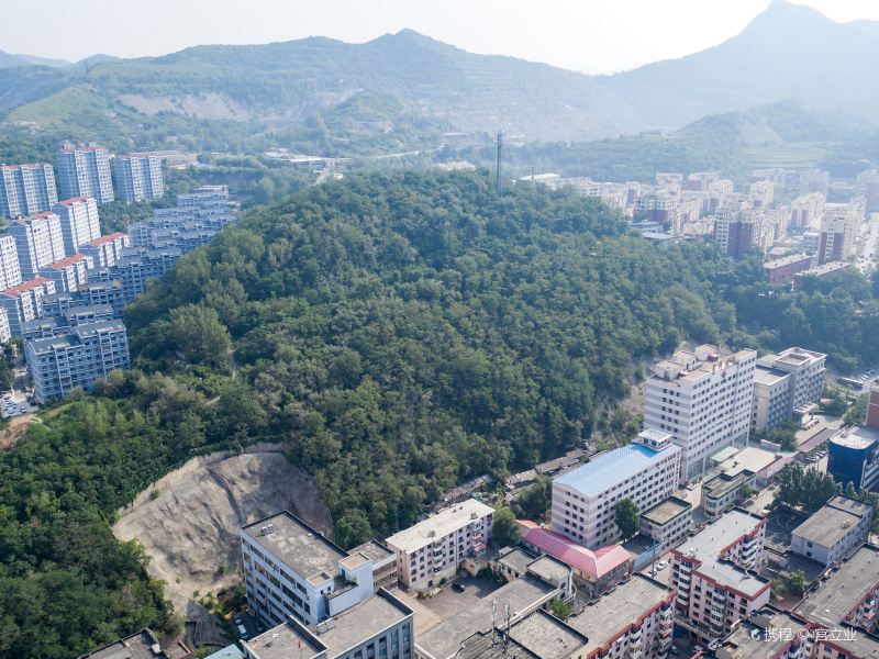 Chengzhong Mountain Park