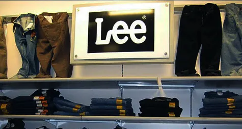 Lee