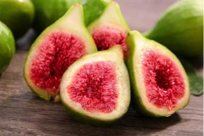 伟兴农庄·特色脆皮烧鸡