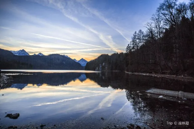 A Complete Guide to the Fairytale Neuschwanstein Castle