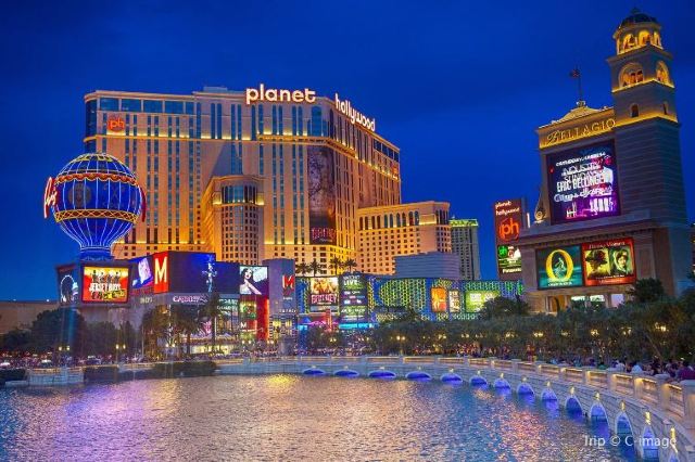 Top 10 Las Vegas Hotels On The Strip Travel Notes And Guides