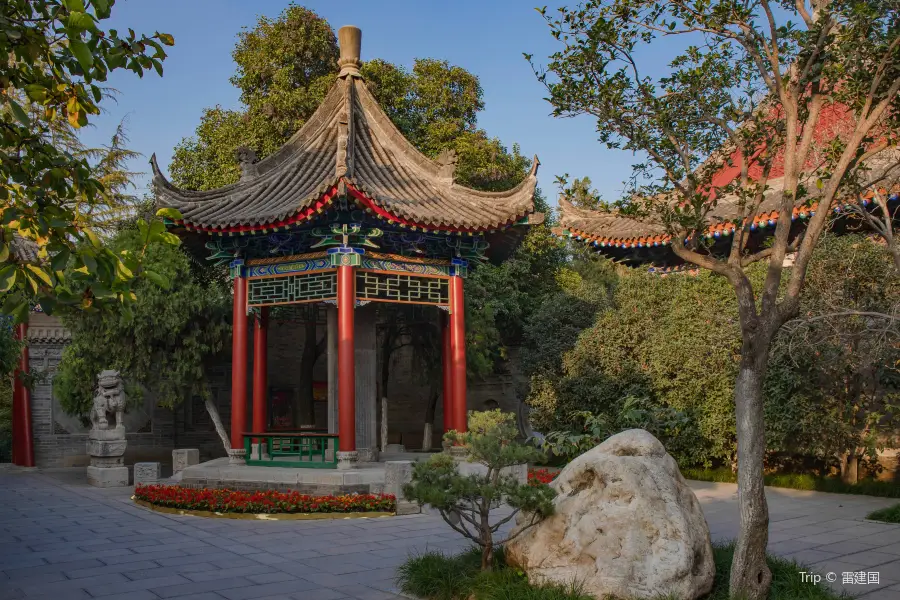 Xianyang Museum (Xianyang Bowuguan)