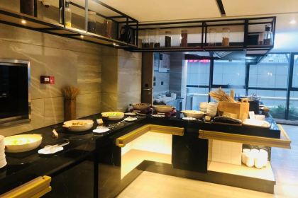 曼居酒店(湖州长兴东鱼坊九汇城店)·一楼早餐厅