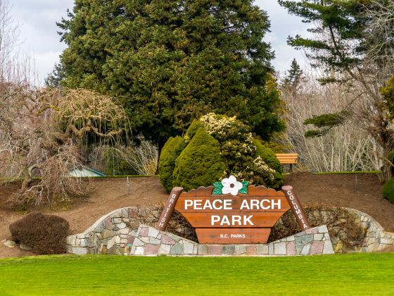 Peace Arch Provincial Park