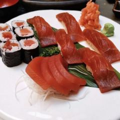 Yami Sushi House User Photo