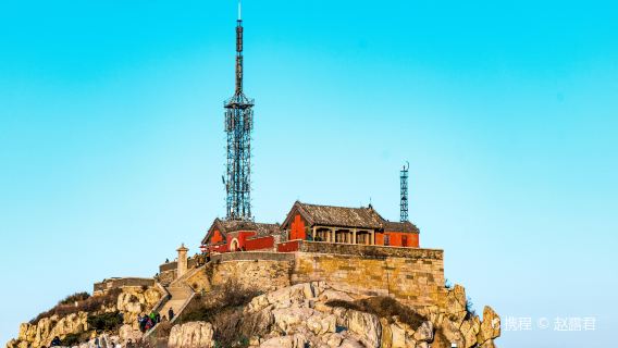 Private one-day tour from Jinan to Mount Tai, the famous mountain and the first of the Five Sacred Mountains