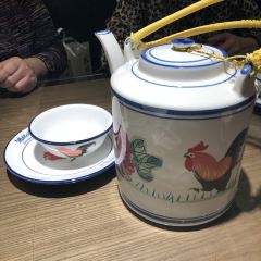 Mom's Sauce Food Restaurant User Photo