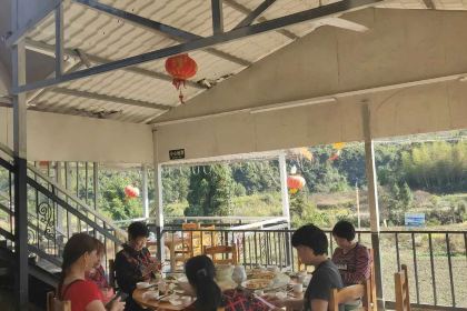 家园农家乐餐饮住宿(蓝山源店)