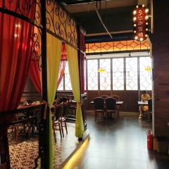 芳华怀旧餐厅(财富广场店) User Photo