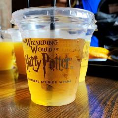 Three Broomsticks 여행 사진