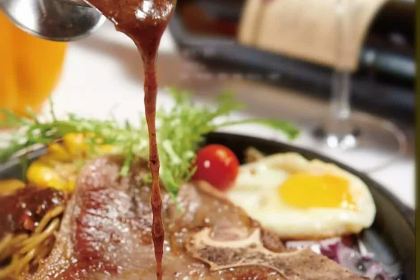 泊客中西餐厅(都梁府店)