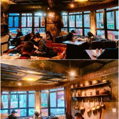 MAKYE AME 여행 사진