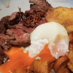满满初牛·炭烧牛肉专门店(国大店) 여행 사진
