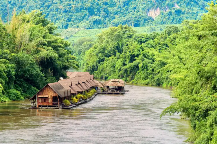 Các khách sạn gần Wat Pu Ta Khian