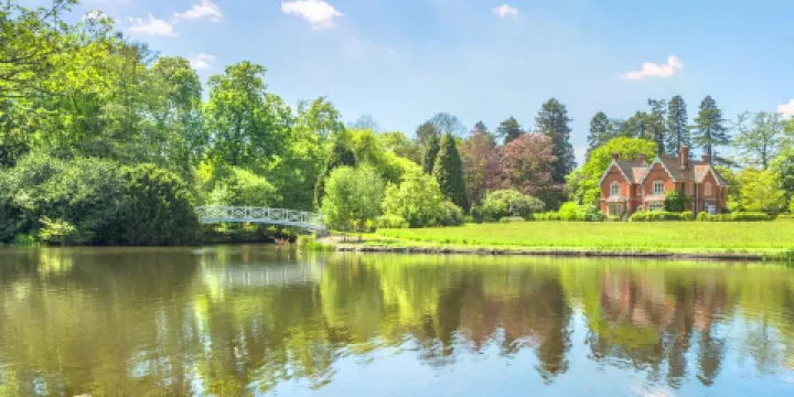 弗吉尼亞湖小鎮