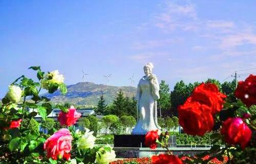 Deyun Mountain Style Botanical Garden