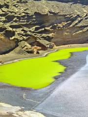 El Lago Verde / Charco de los Ciclos