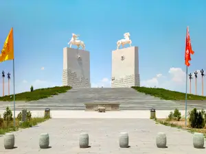 Genghis Khan Mausoleum Scenic Spot