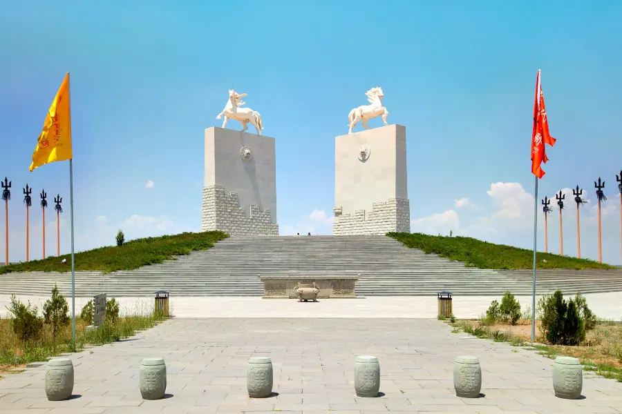 Genghis Khan Mausoleum Scenic Spot