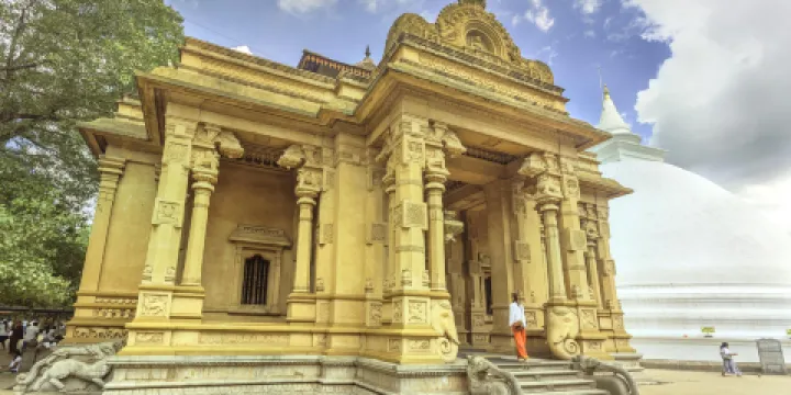 凱拉尼亞大佛寺