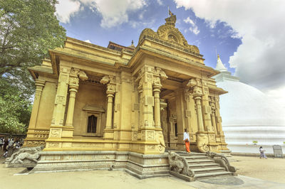 Kelaniya Raja Maha Viharaya