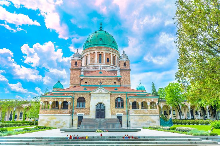 Compare 5 airports near Zagreb