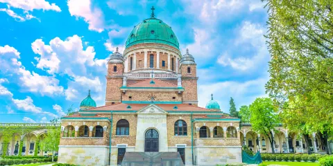 克羅地亞耶拉契奇總督廣場+失戀博物館+上城區+警示塔包車一日遊