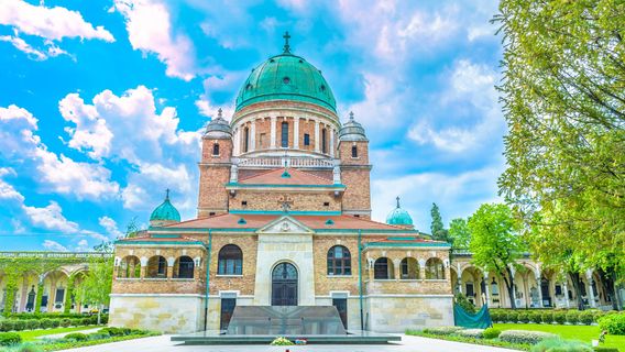 Mirogoj cemetery