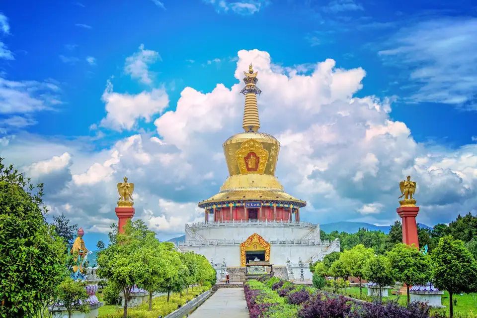 麗江古城, 麗江金塔景區