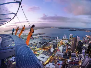 Auckland Sky Tower Skywalk