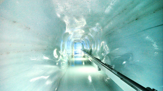 Ice Palace - Jungfraujoch