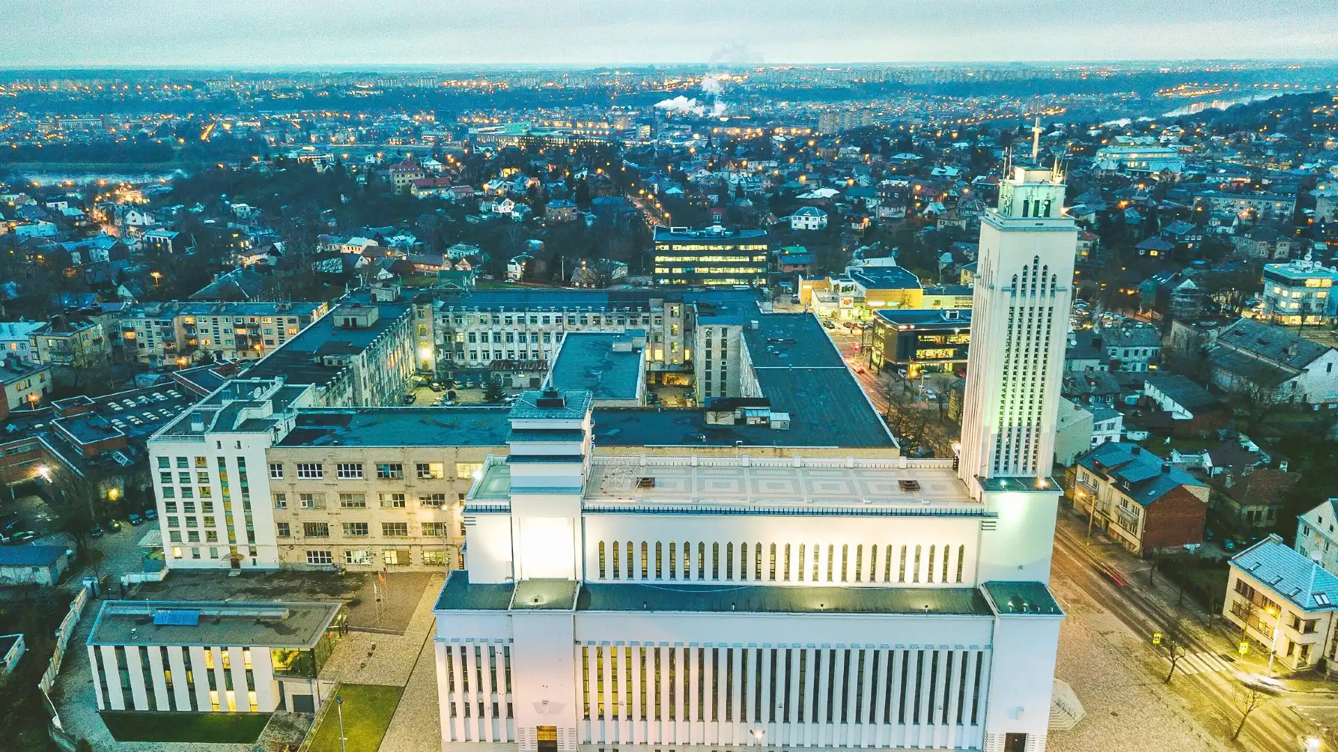 Hotels near Christ's Resurrection Basilica