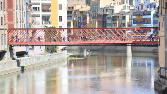 Eiffel Bridge (Pont de les Peixateries Velles)