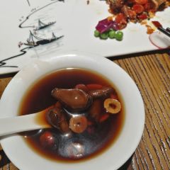 SONG SHAN BU YI BAN Aquarium Banquet Restaurant User Photo