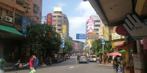 鶯歌石