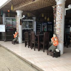 Isis Bungalows and Thai Restaurant User Photo