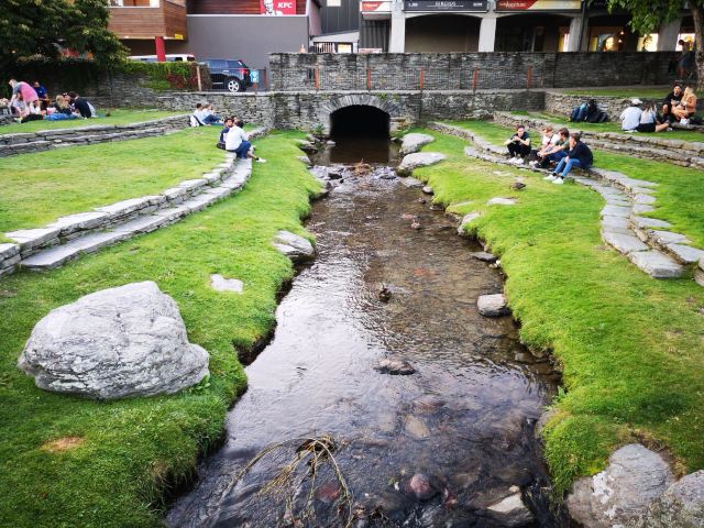 Queenstown Mall