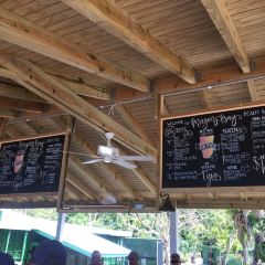 Rum Island Pub 여행 사진