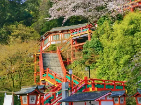 유토쿠 이나리 신사