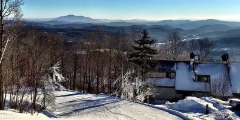 奧克莫山度假村