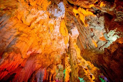 Thien Cung Cave