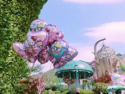 Nothing Can Prepare You For Tokyo's Hello Kitty Theme Park 
