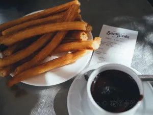 Chocolatería San Ginés