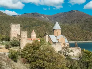 Ananuri Fortress Complex