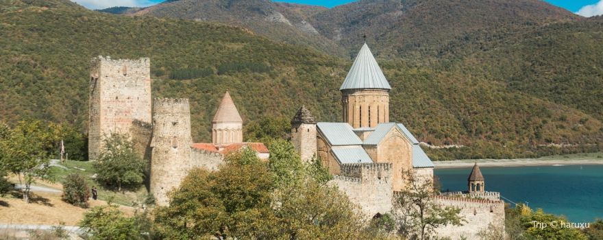 Ananuri Fortress Complex