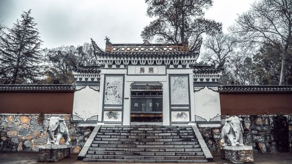 Yuquan Temple
