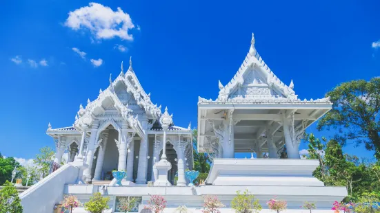 Wat Rong Khun - White Temple